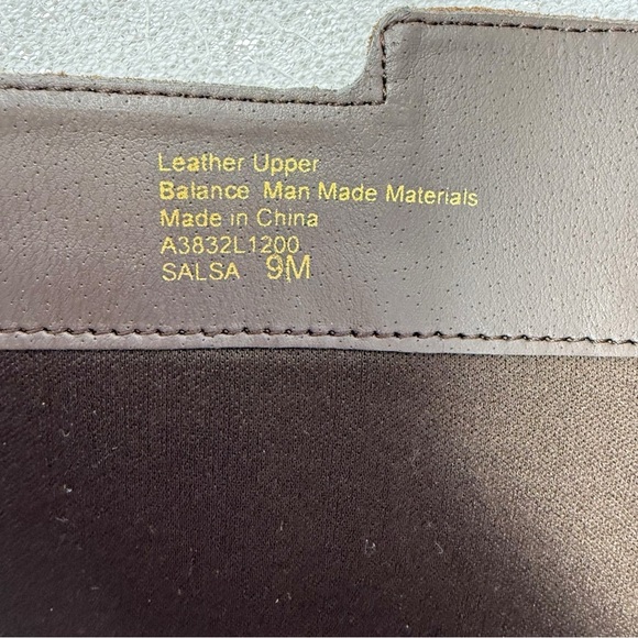 Reba Women’s Brown Studded Knee High Riding Boots Size 9 - Picture 6 of 16